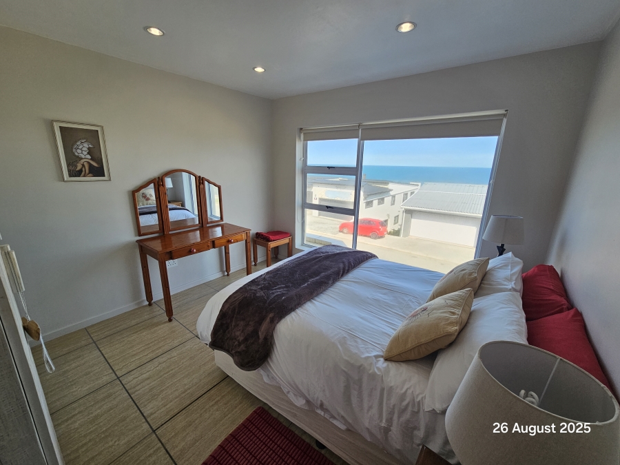 6 Bedroom Property for Sale in Jongensfontein Western Cape